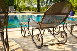 sunbeds, pool, that-2446614.jpg